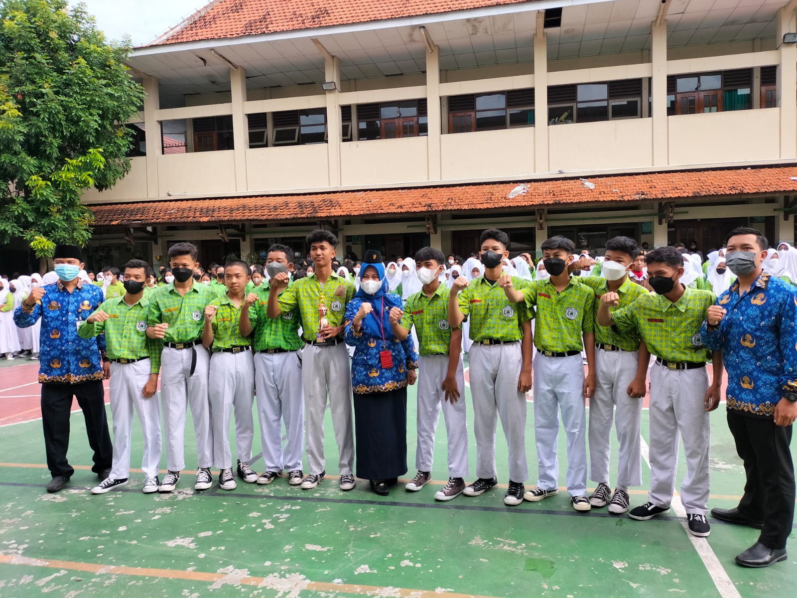 TIM Futsal SMP Negeri 4 Surakarta Raih Juara 1
