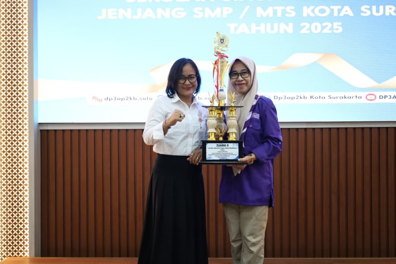 SMP NEGERI 4 SURAKARTA RAIH JUARA 2 LOMBA SEKOLAH SIAGA KEPENDUDUKAN TINGKAT KOTA